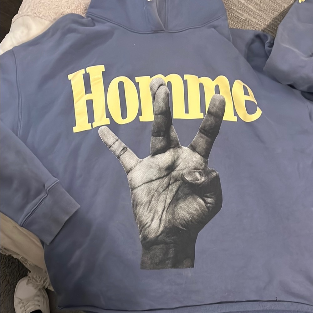Blue Homme Graphic Hoodie